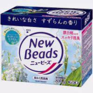 Kao New Beads Стиральный порошок для белых и слабоокрашенных тканей с ароматом ландыша 800 гр